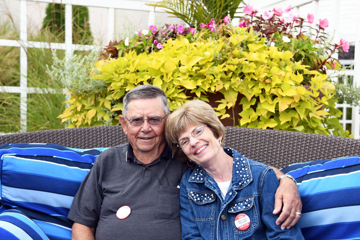 313 Gary and Mary Jane Meradith.jpg